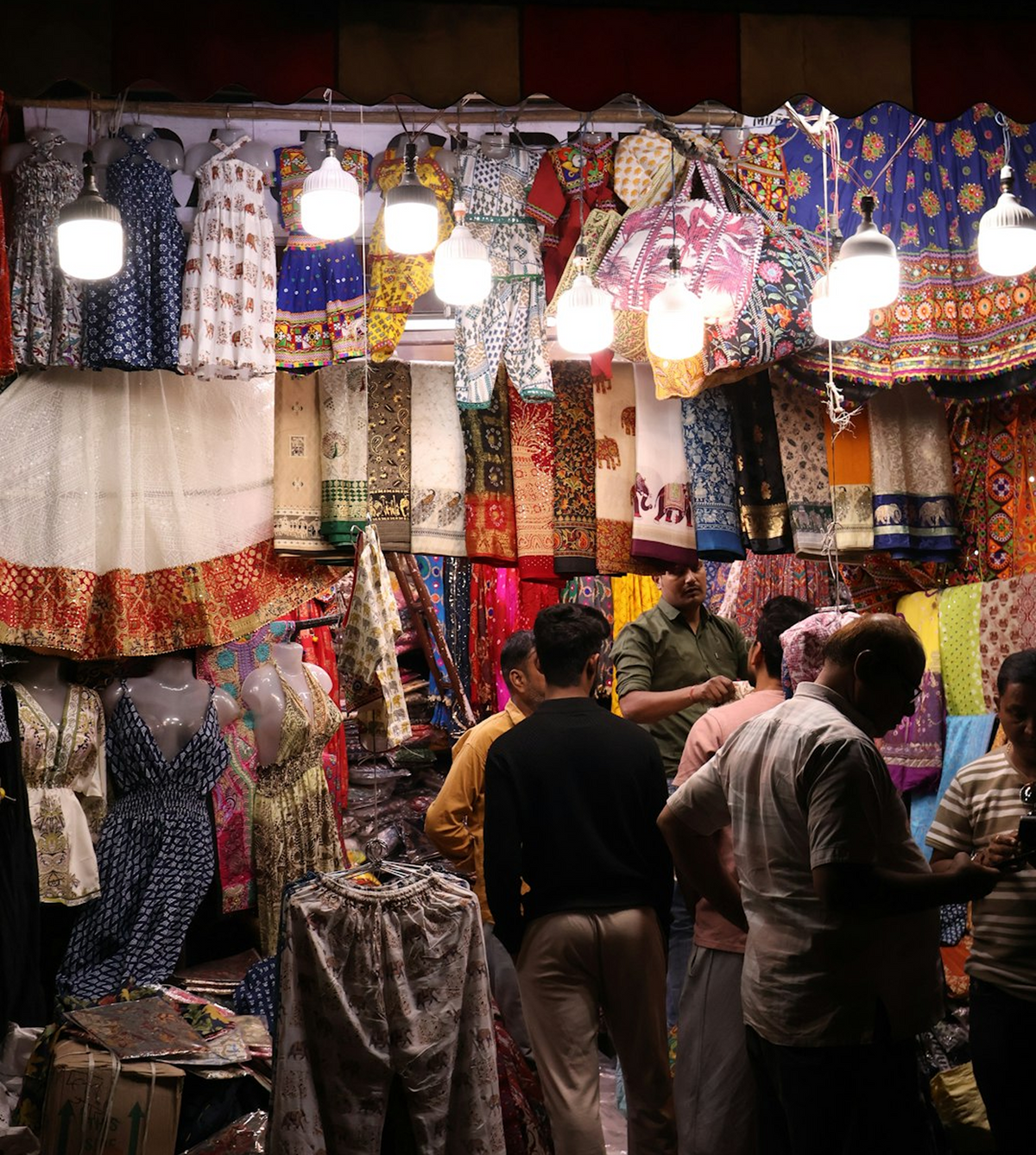 Bazaar at Noon
